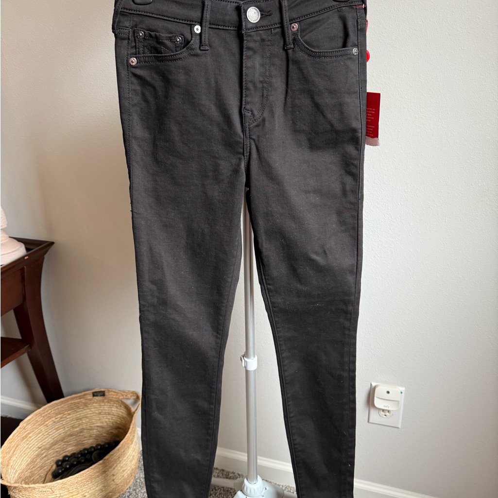 True Religion Black High Rise Super Skinny Jeans
